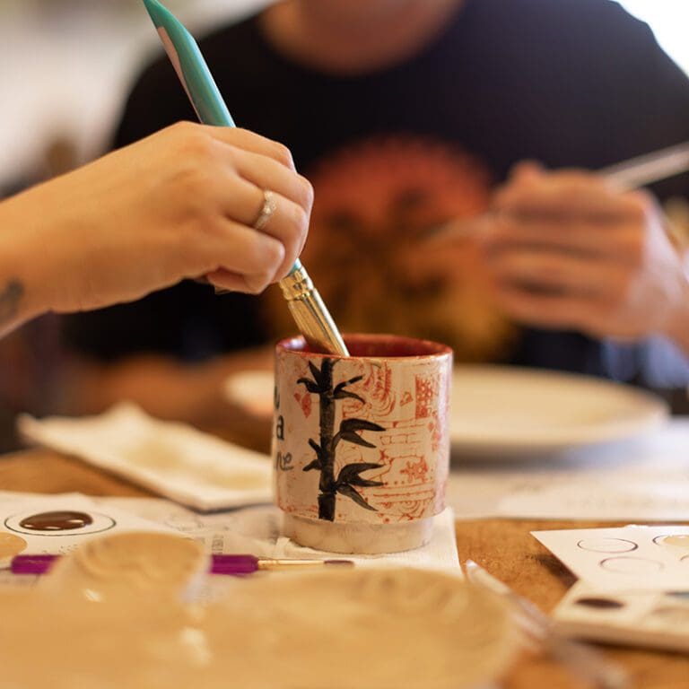 painting ceramics