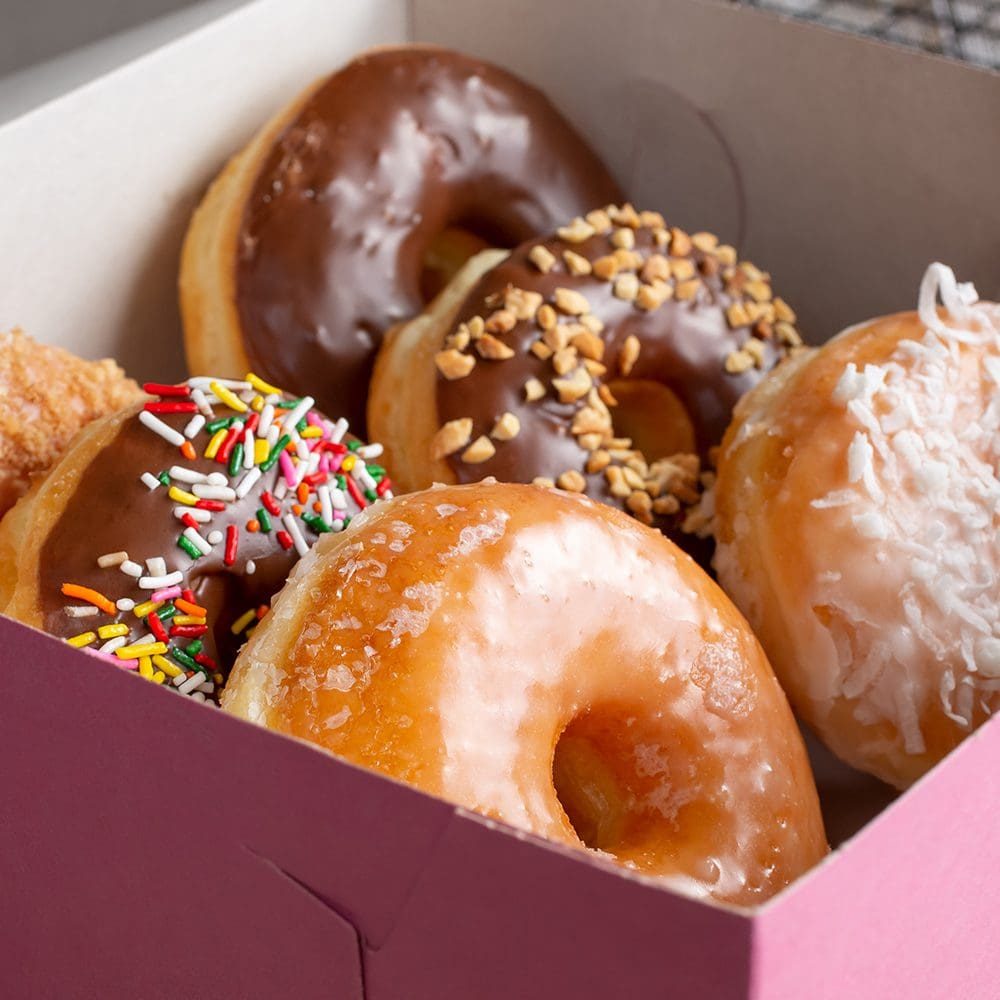 pink box, donuts pink box, donuts